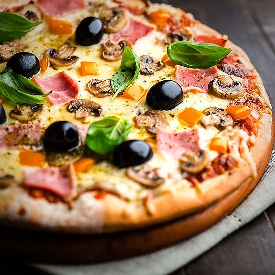 Pizza Royal